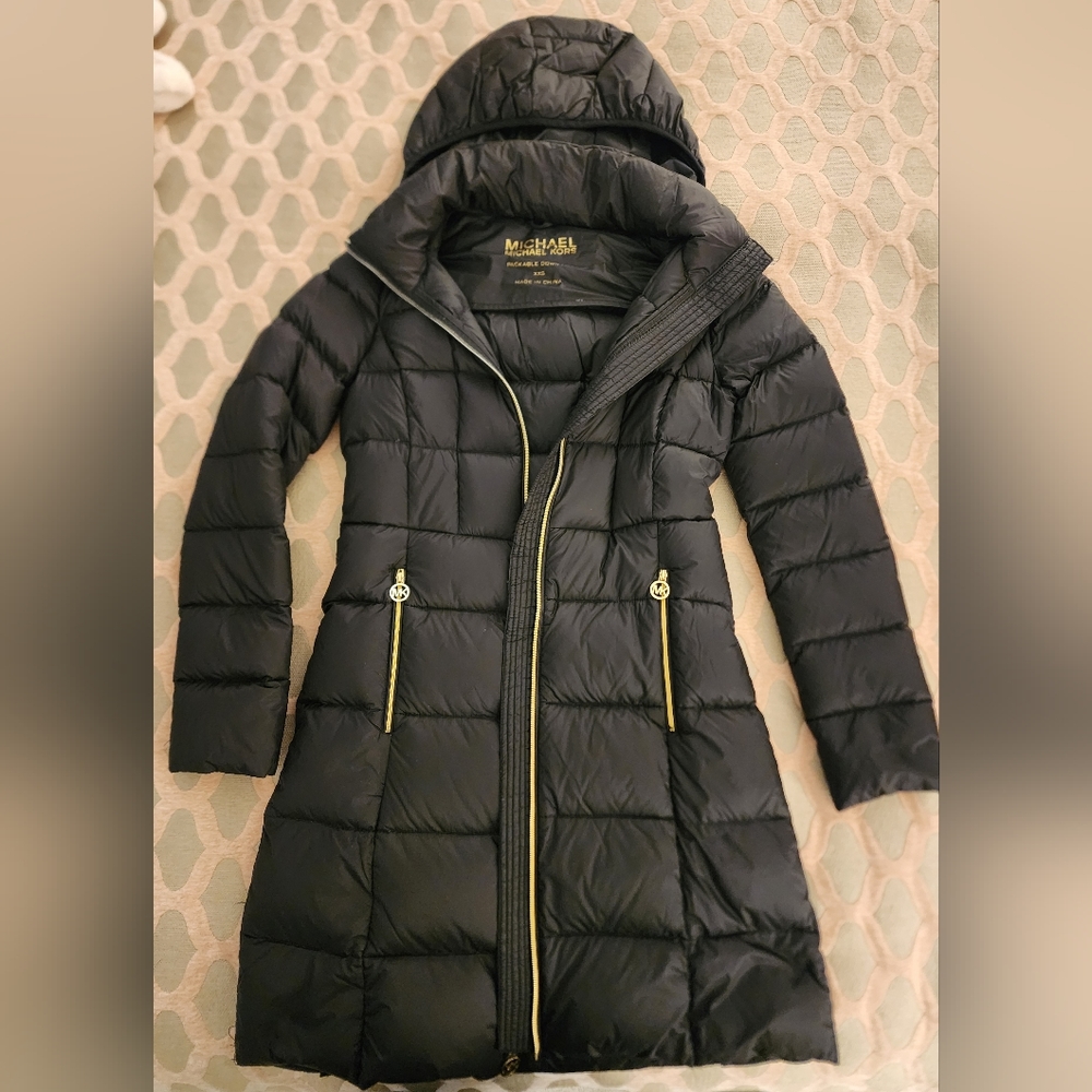 Michael Kors Packable Down Puffer Jacket (NWOT)